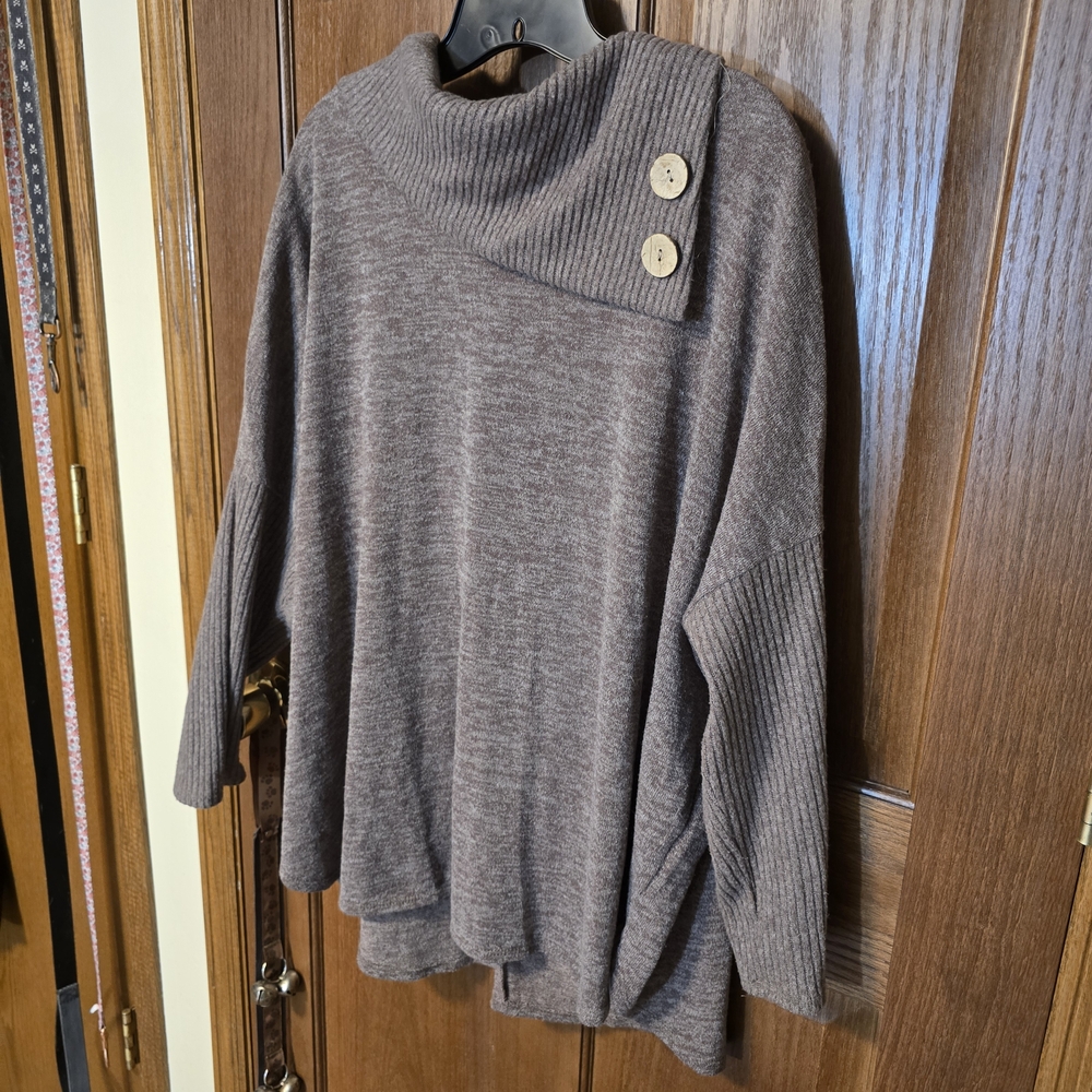 Chris & Carol Cozy Brown Women's Sweater with Button Detail -- Fits Like 2X